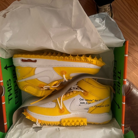 Kids Yellow and White High-Top Sneakers - Picture 7 of 11